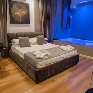  Guest house Four Luxury